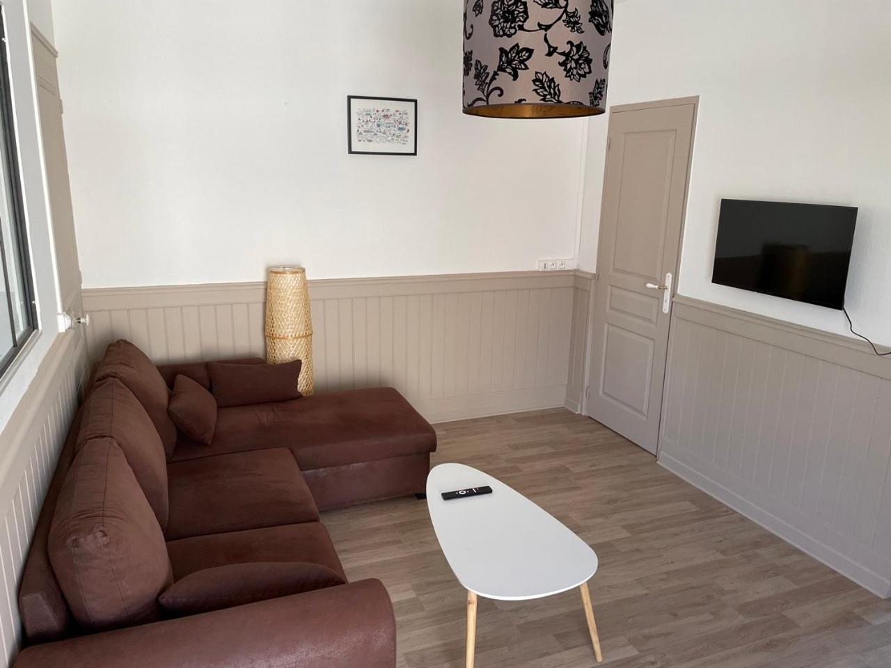 לונס-לה-סונייה Location La Ferte, Calme Et Proximite Centre Ville Classe 3 Etoiles מראה חיצוני תמונה